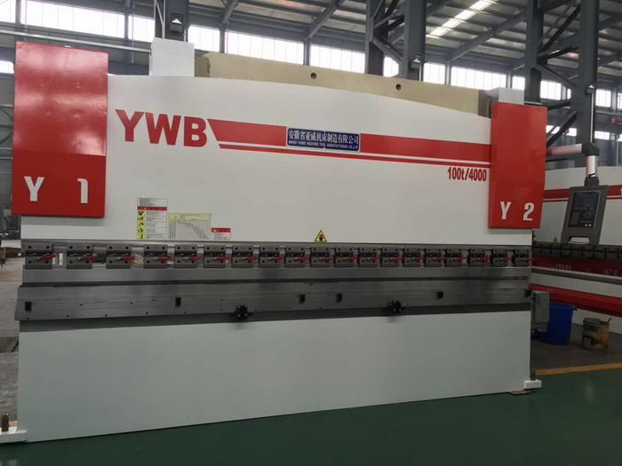 4 axis cnc hydraulic bending machine with Wila mechanical crowning