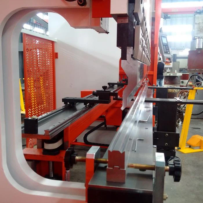 delam da58t da66t Yawei AHYW 4 axis cnc brake press with gooseneck punch 125t3m metal bending machine china factory